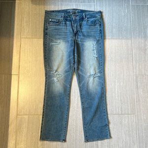 American Eagle Straight Leg Destruction Jeans